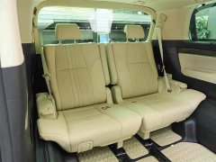 Mercedes-Benz 2.5L Premium Edition - фото 15