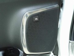Mercedes-Benz 2.5L Premium Edition - фото 17