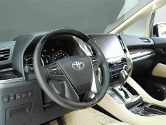 Mercedes-Benz 2.5L Premium Edition - фото 7