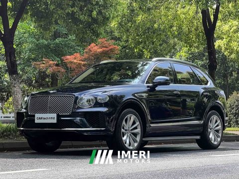 2024 4.0T V8 - автомобиль из Китая