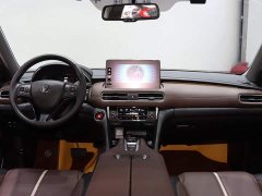 Honda UR-V 370TURBO 2WD Edition - фото 15