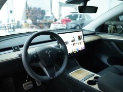 Tesla Model Y Edition - фото 4