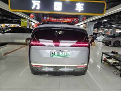 Li Auto MEGA Ultra - фото 7