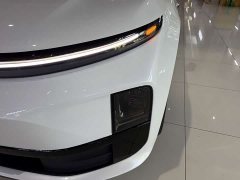 Li Auto L6 Pro - фото 4