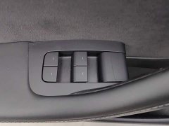 Tesla Model 3 Standard Range Edition - фото 9