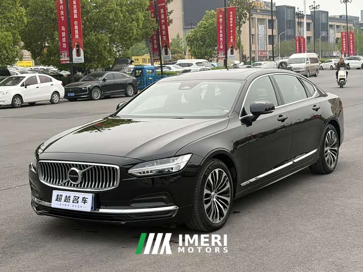 Volvo S90 B5 Luxury Edition