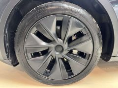 Tesla Model Y Edition - фото 9