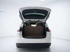 Li Auto i8 Edition - фото 12