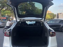 Tesla Model Y 2022 rear-wheel drive version - фото 17