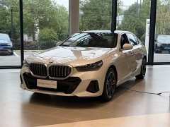 BMW 5 530Li Version M - фото 1