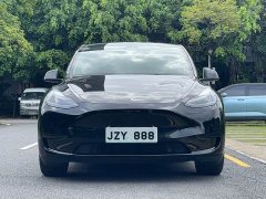 Tesla Model Y Edition - фото 2