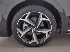 Volkswagen 330TSI Luxury Edition - фото 17