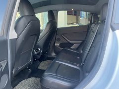 Tesla Model Y 2022 rear-wheel drive version - фото 13