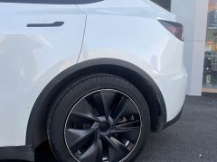 Tesla Model Y 2022 rear-wheel drive version - фото 3