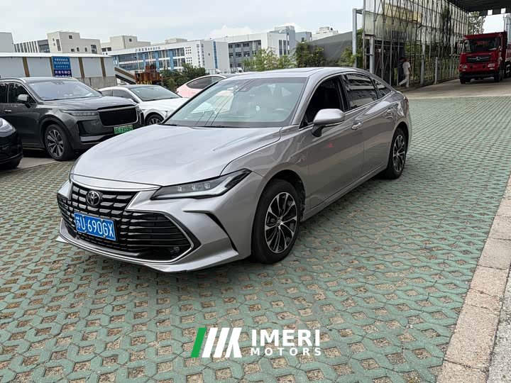 2.0L Luxury Edition - автомобиль из Китая
