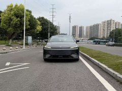 Changan UNI-V 1.5T Premium Version - фото 4