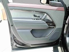 Land Rover 400PS Dynamic SE - фото 15