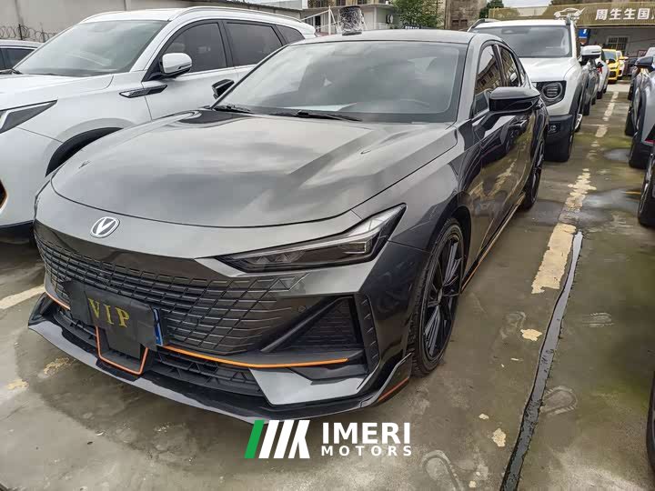 Changan UNI-V 1.5T Edition - автомобиль из Китая