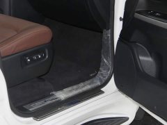 Lexus 5.7L Edition - фото 20