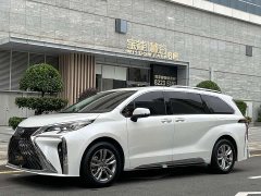 Mercedes-Benz SIENNA 2.5LPHEV Edition - фото 1