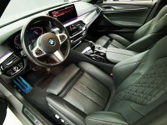 BMW 5 530i M - фото 16