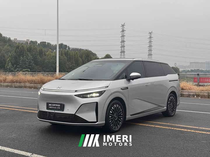 Xpeng X9 EREV 1602 Ultra - автомобиль из Китая