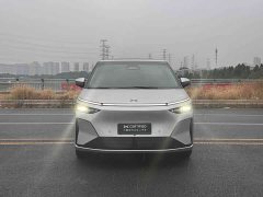 Xpeng X9 EREV 1602 Ultra - фото 2