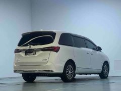 Buick GL8 652T Luxury Version - фото 16