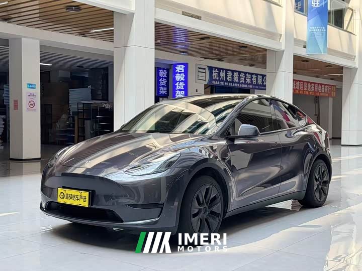 Tesla Model Y Edition - автомобиль из Китая