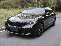 BMW 5 Series 2026 525Li M Sports Package - фото 1