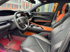 Changan UNI-V 1.5T premium - фото 5