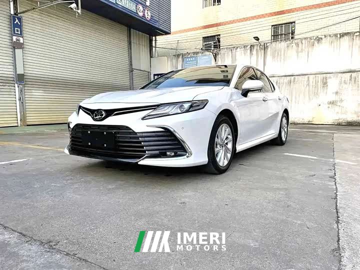 Toyota Camry 2.0G Deluxe Edition - автомобиль из Китая
