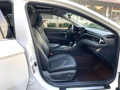 Toyota Camry 2.0G Deluxe Edition - фото 11