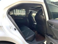 Toyota Camry 2.0G Deluxe Edition - фото 12
