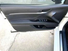 Toyota Camry 2.0G Deluxe Edition - фото 17