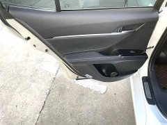 Toyota Camry 2.0G Deluxe Edition - фото 18