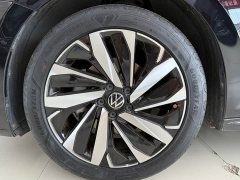 Volkswagen Passat 330TSI Deluxe Edition - фото 12
