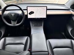 Tesla Model Y standard range rear-wheel drive version - фото 6