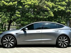 Tesla Model 3 facelift, long-range all-wheel drive version - фото 13