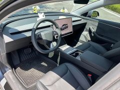 Tesla Model 3 facelift, long-range all-wheel drive version - фото 5