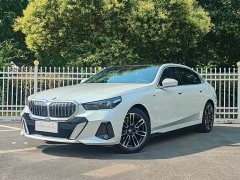 BMW 5 Series 2024 525Li M Sports Package - фото 1