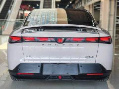 Lynk & Co JiFox Alpha S5 560MAX 185kW - фото 4
