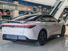 Lynk & Co JiFox Alpha S5 560MAX 185kW - фото 6