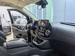 Mercedes-Benz Vito 2023 2.0T Business Edition 7 seats - фото 7