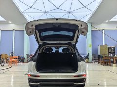 Lynk & Co Adventurer 2.0T two-wheel drive exclusive edition - фото 13
