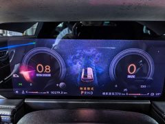 Lynk & Co Adventurer 2.0T two-wheel drive exclusive edition - фото 4