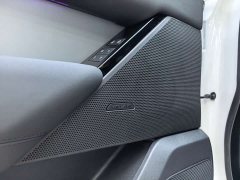 Land Rover Range Rover Velar S - фото 6