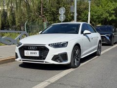 Audi A4L 40 TFSI Fashionable and Dynamic - фото 1