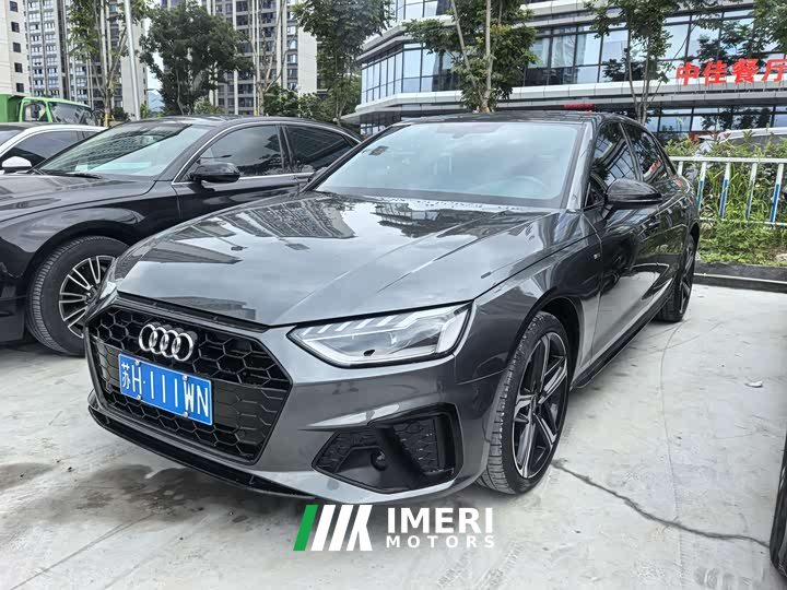 Audi A4L 40 TFSI luxury and dynamic - автомобиль из Китая