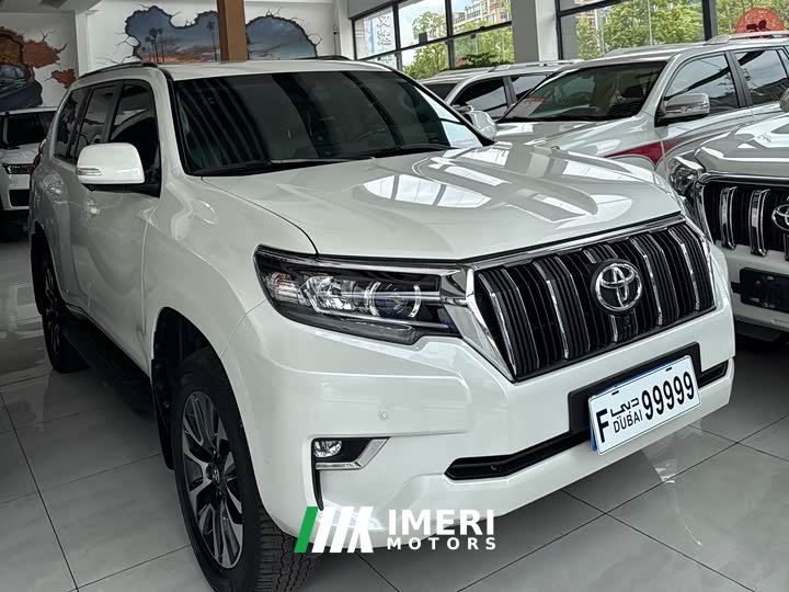 Toyota Prado (Import) 4.0L Middle East Version - автомобиль из Китая